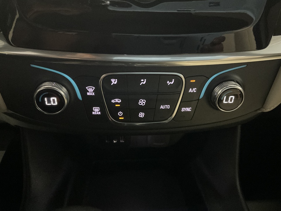 2023 Chevrolet Traverse LS FWD