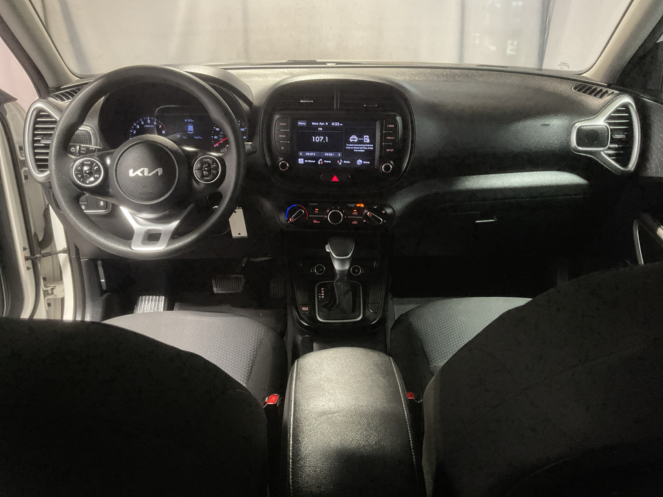 2022 Kia Soul LX CVT