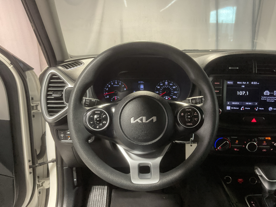 2022 Kia Soul LX CVT