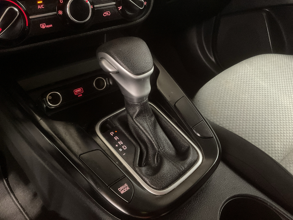 2022 Kia Soul LX CVT