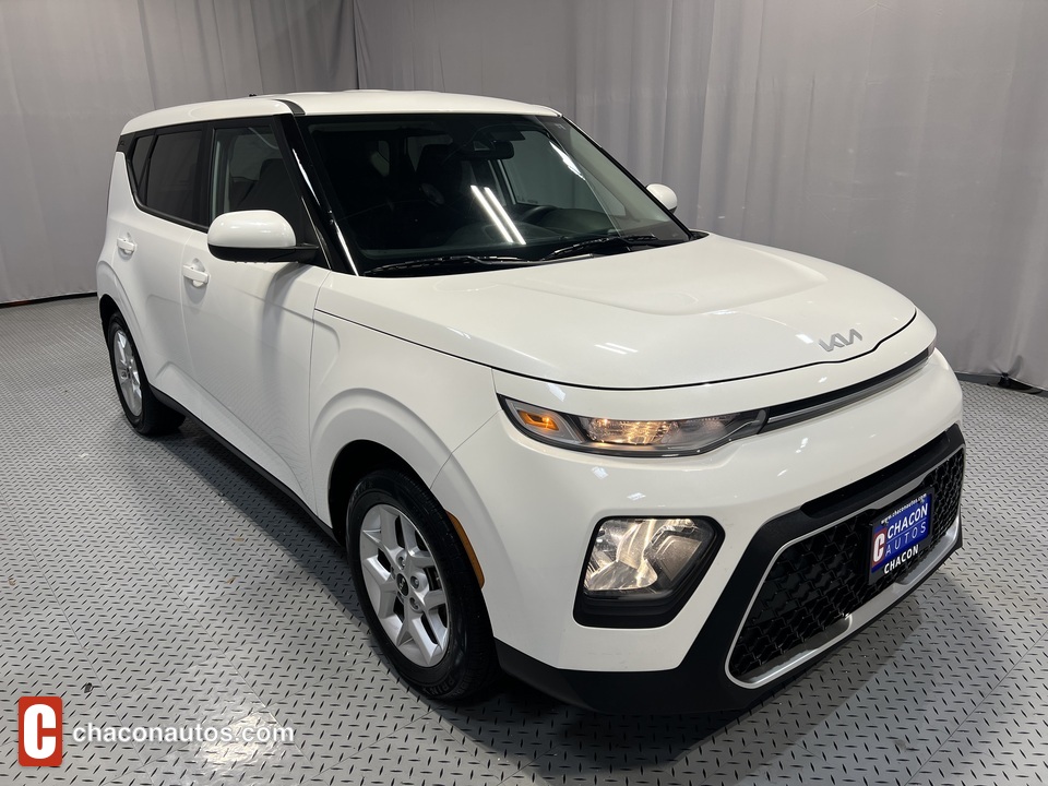 2022 Kia Soul LX CVT