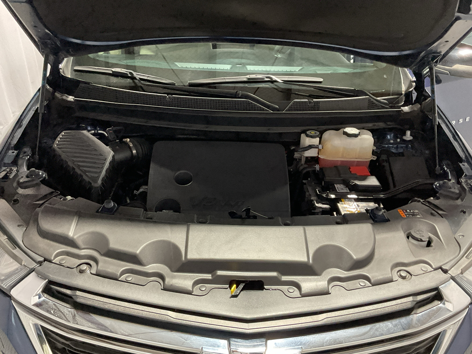 2022 Chevrolet Traverse LS FWD