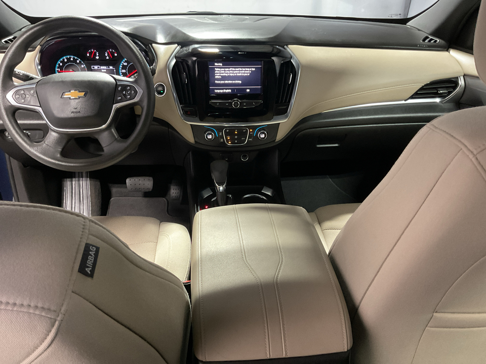 2022 Chevrolet Traverse LS FWD