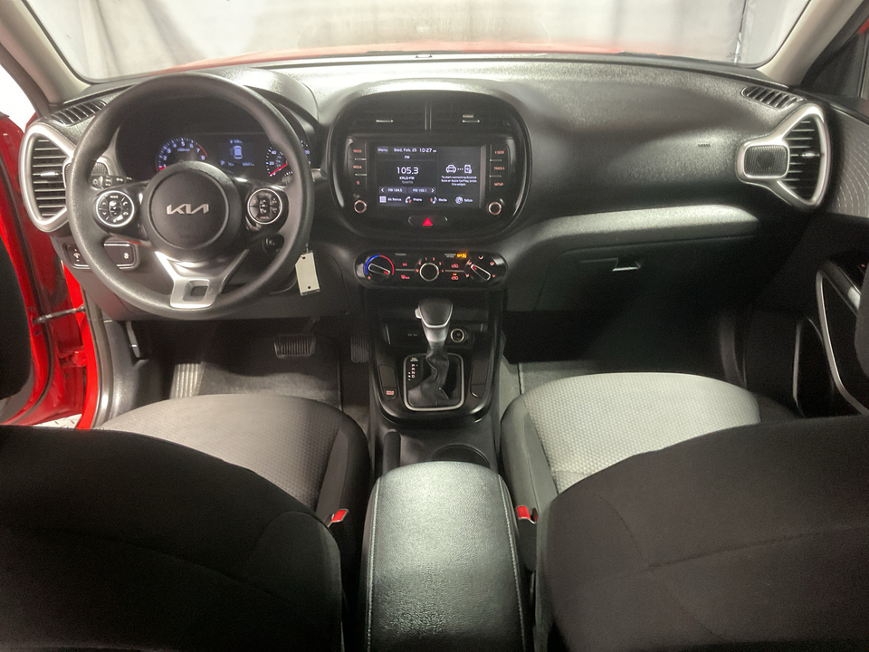 2022 Kia Soul LX CVT