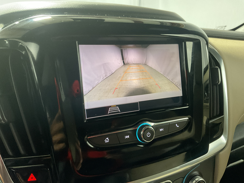 2023 Chevrolet Traverse LS FWD