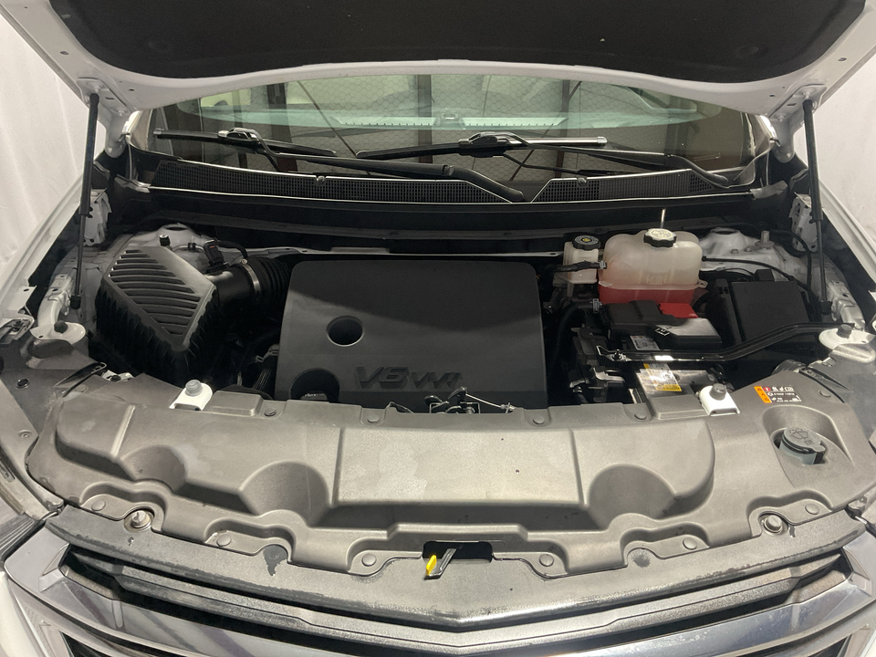 2023 Chevrolet Traverse LS FWD