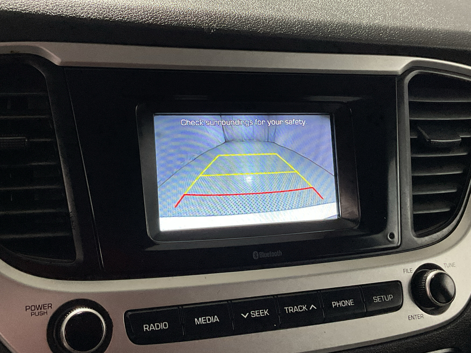 2022 Hyundai Accent SEL 4-Door 6A