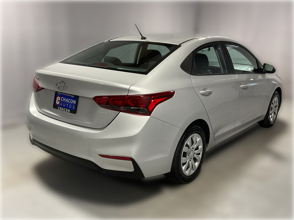 2022 Hyundai Accent SEL 4-Door 6A