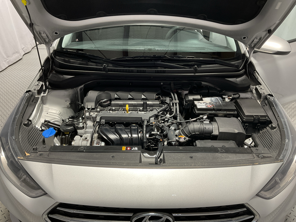 2022 Hyundai Accent SEL 4-Door 6A