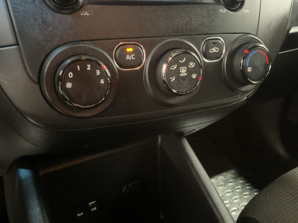 2018 Kia Forte LX 6A