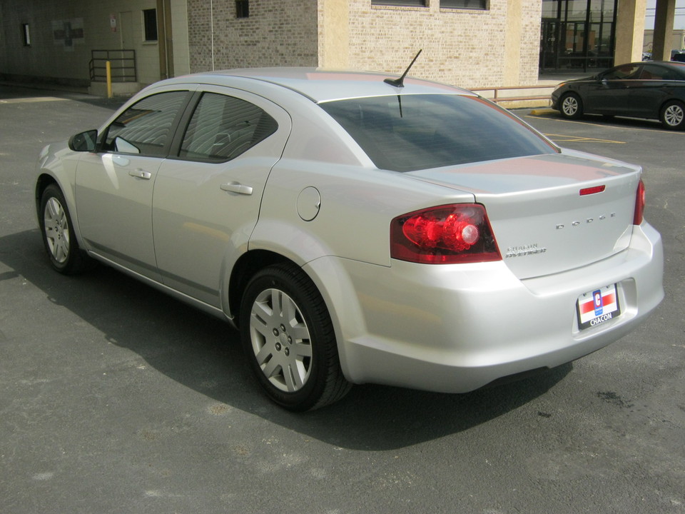 2012 Dodge Avenger Base