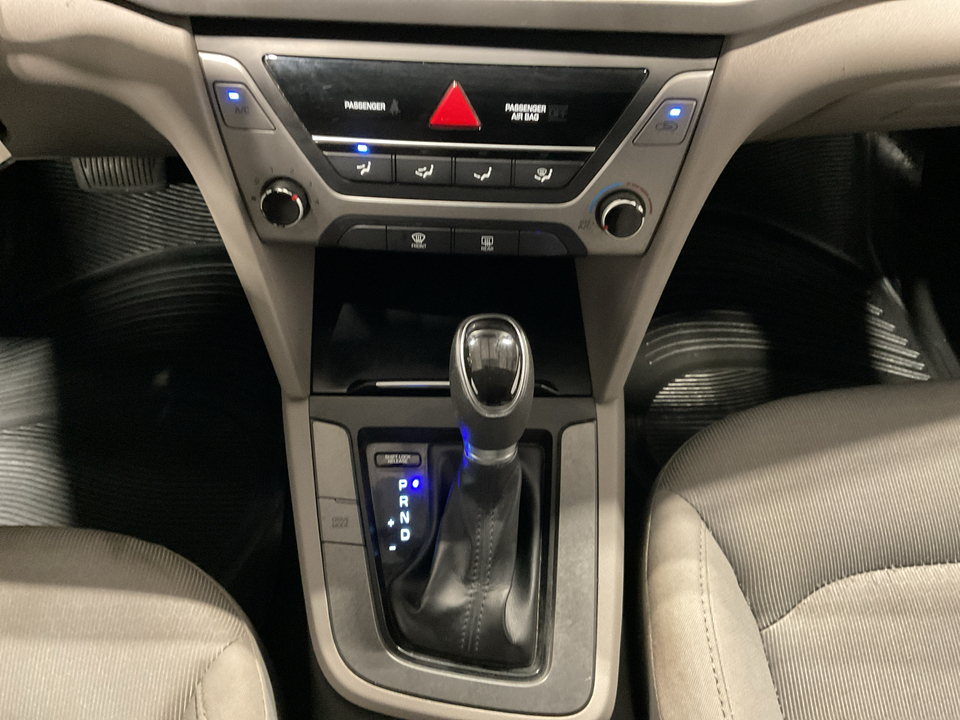 2017 Hyundai Elantra SEL