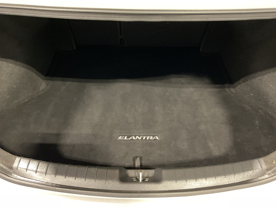 2017 Hyundai Elantra SEL