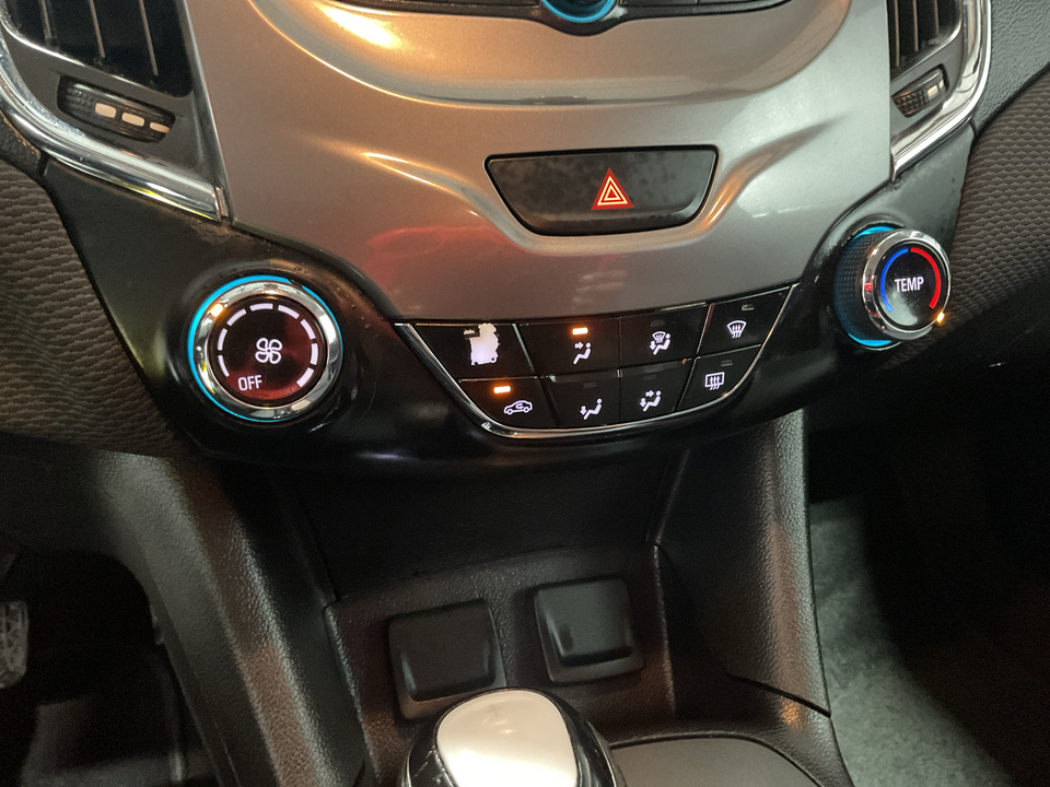 2017 Chevrolet Cruze LT Auto