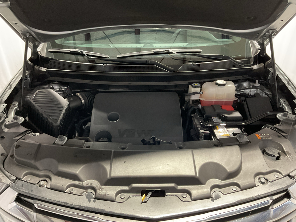 2023 Chevrolet Traverse LT Cloth FWD