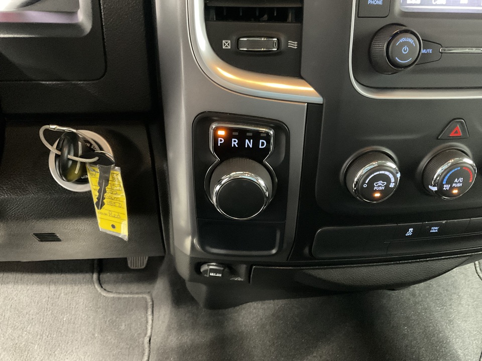 2022 Ram 1500 Classic Tradesman Crew Cab SWB 2WD
