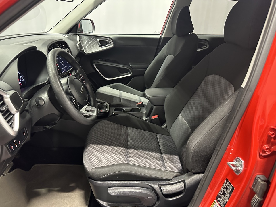 2022 Kia Soul LX CVT