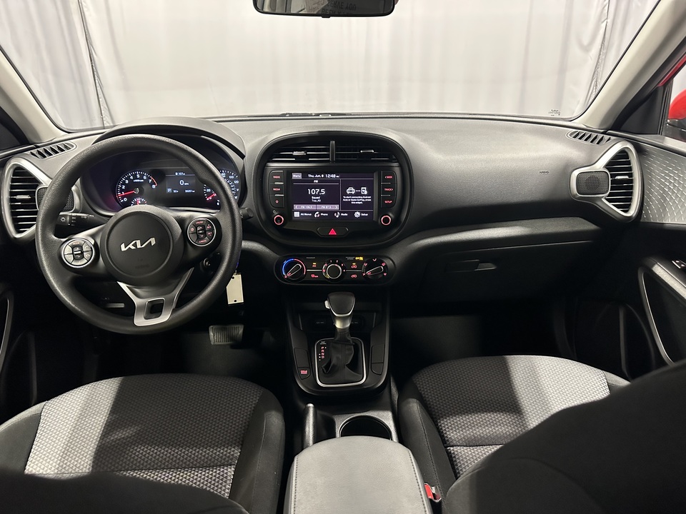 2022 Kia Soul LX CVT