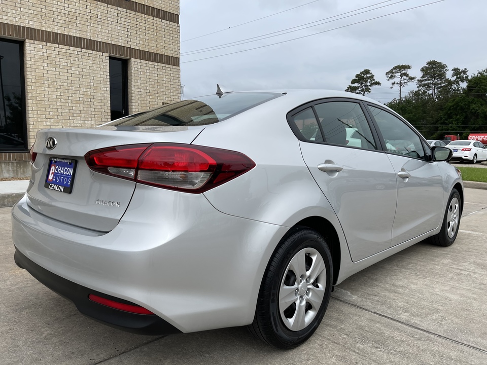 Used 2018 Kia Forte LX 6A for Sale - Chacon Autos