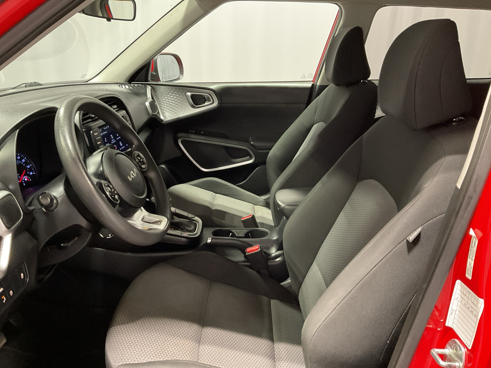2022 Kia Soul LX CVT