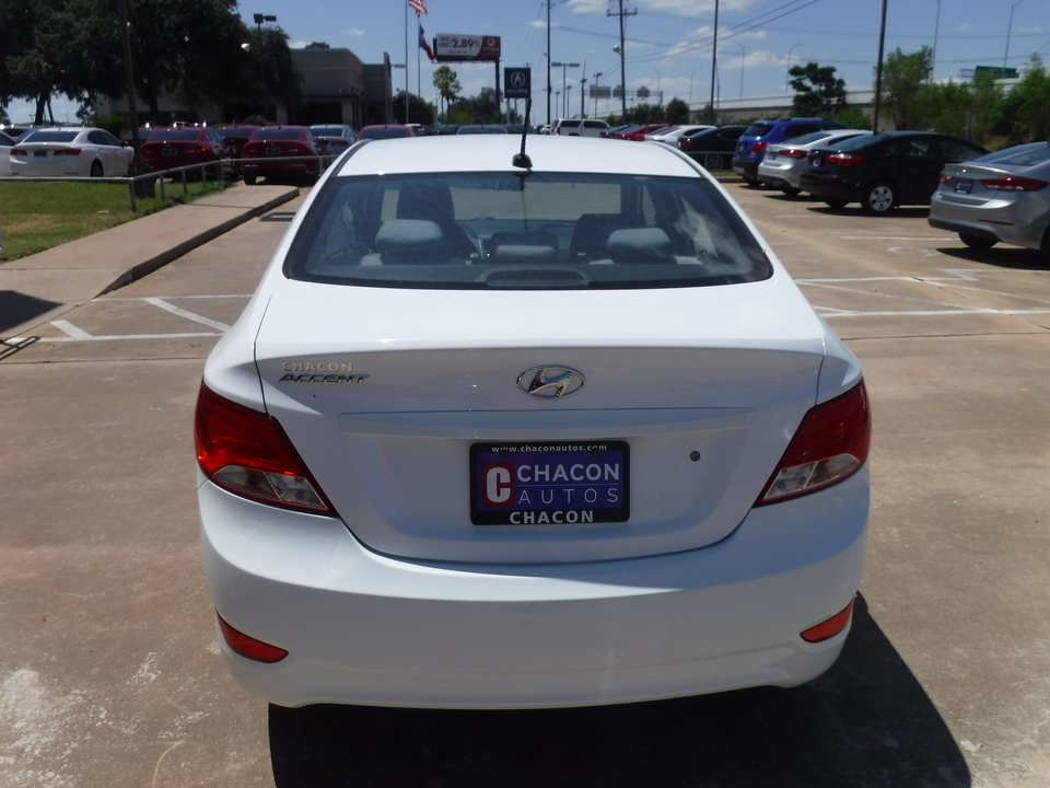 2017 Hyundai Accent SE 4-Door 6A