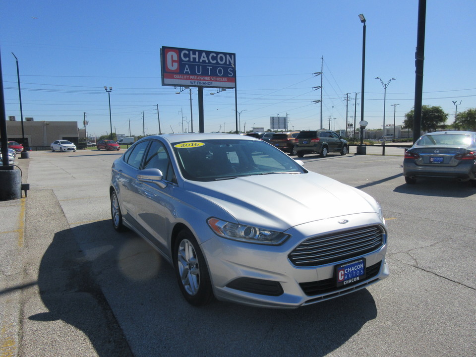 2016 Ford Fusion SE