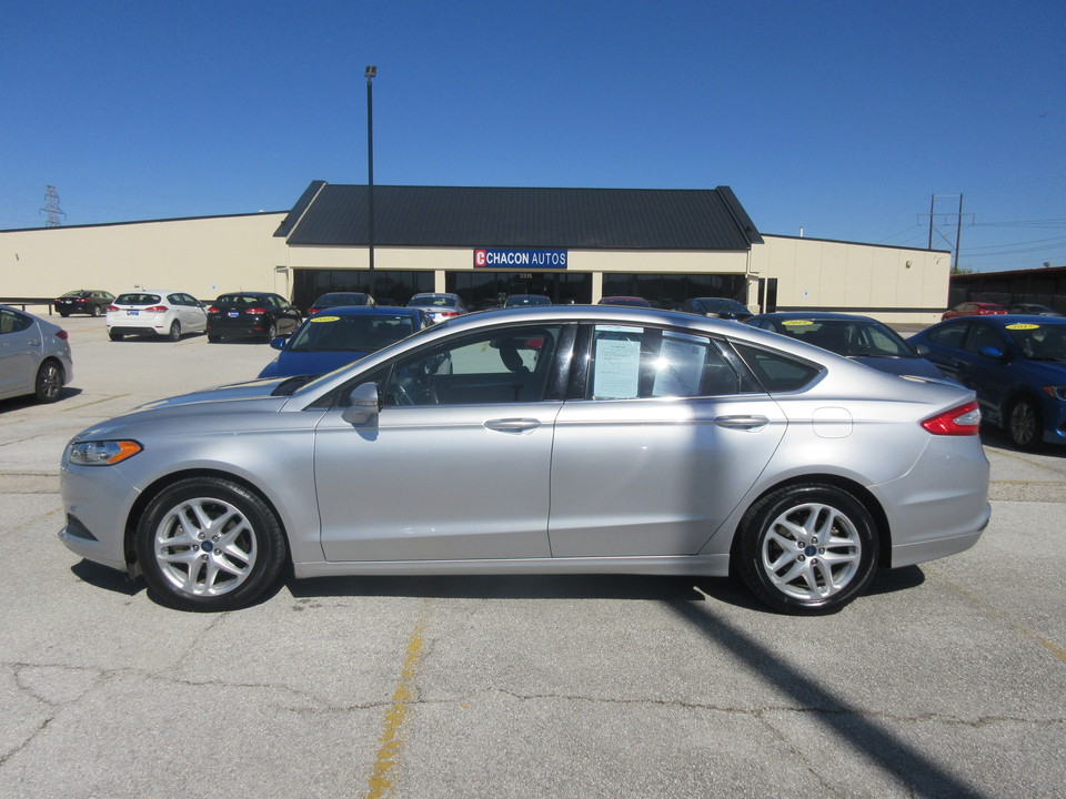 2016 Ford Fusion SE