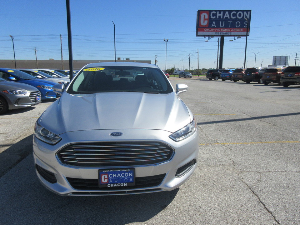 2016 Ford Fusion SE