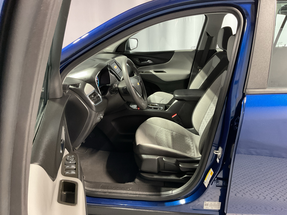 2023 Chevrolet Equinox LS 2WD