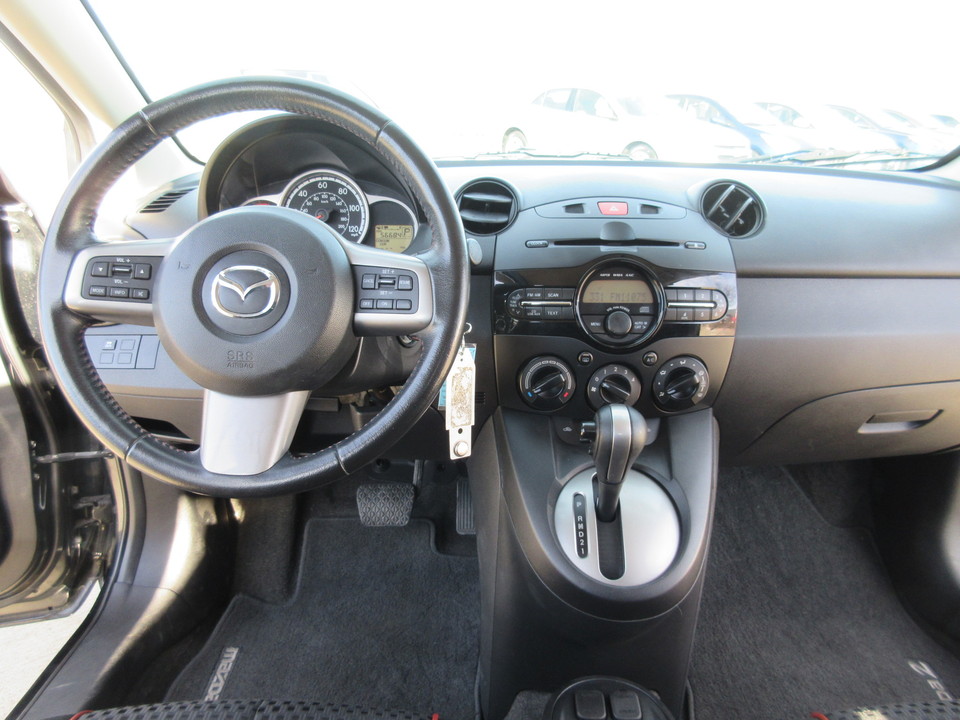 2014 Mazda MAZDA2 Touring AT