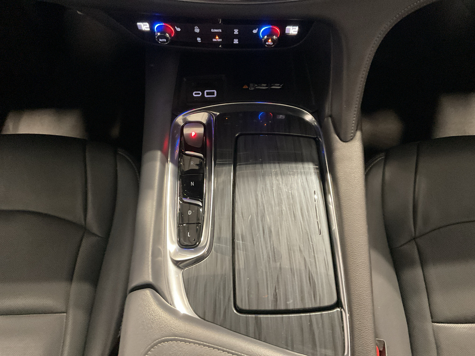 2023 Buick Enclave Essence FWD