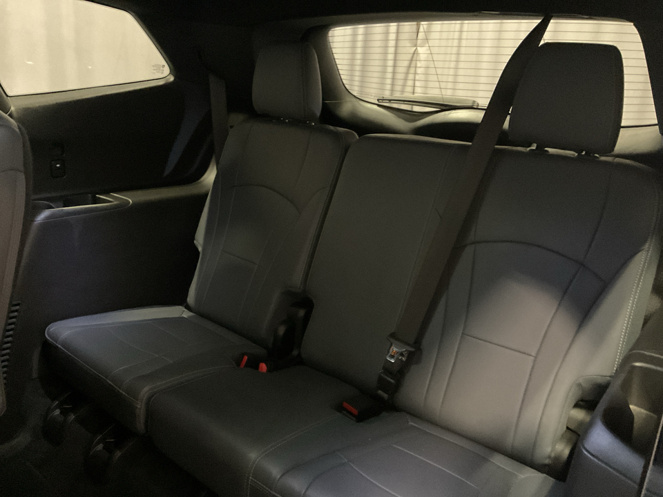 2023 Buick Enclave Essence FWD