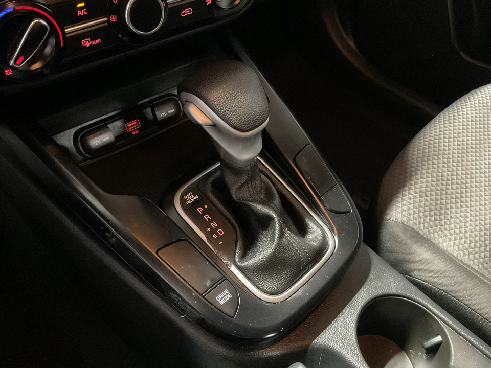 2022 Kia Soul LX CVT