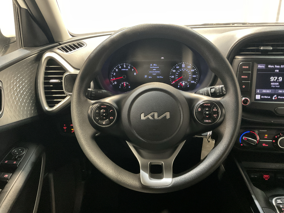2022 Kia Soul LX CVT