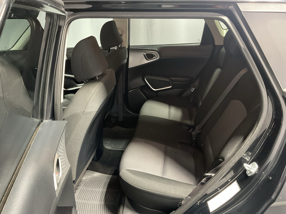 2022 Kia Soul LX CVT