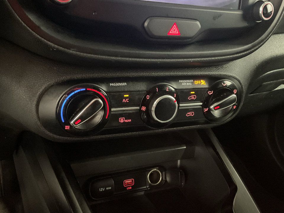 2022 Kia Soul LX CVT