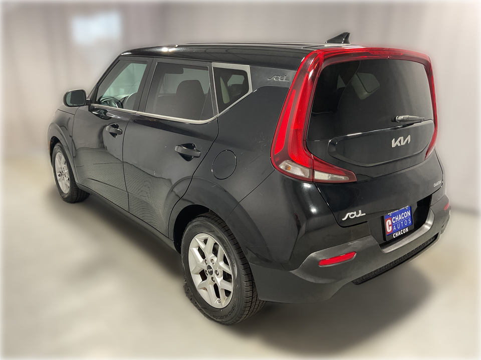 2022 Kia Soul LX CVT