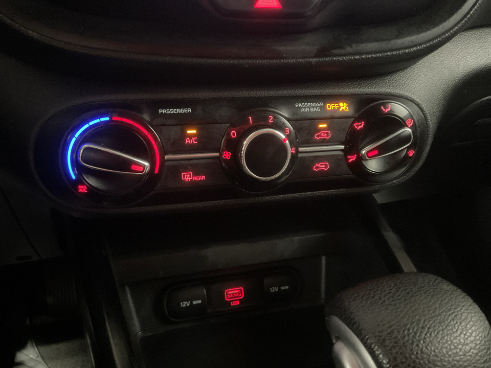 2022 Kia Soul LX CVT