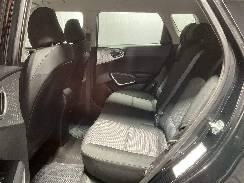 2022 Kia Soul LX CVT