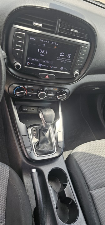 2022 Kia Soul LX CVT