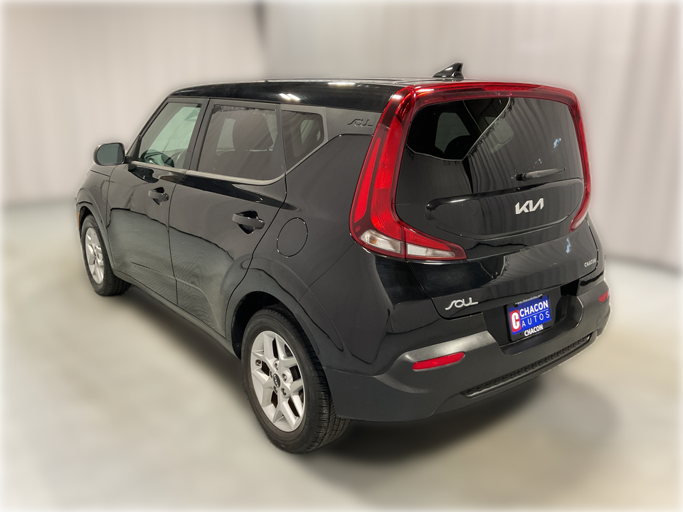 2022 Kia Soul LX CVT