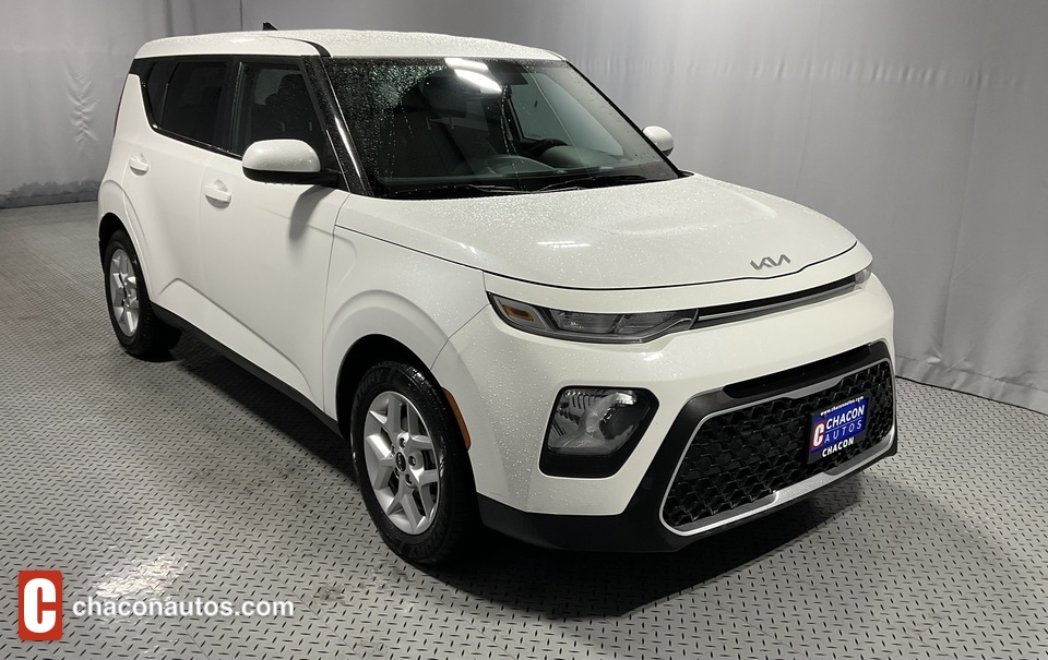 2022 Kia Soul LX CVT