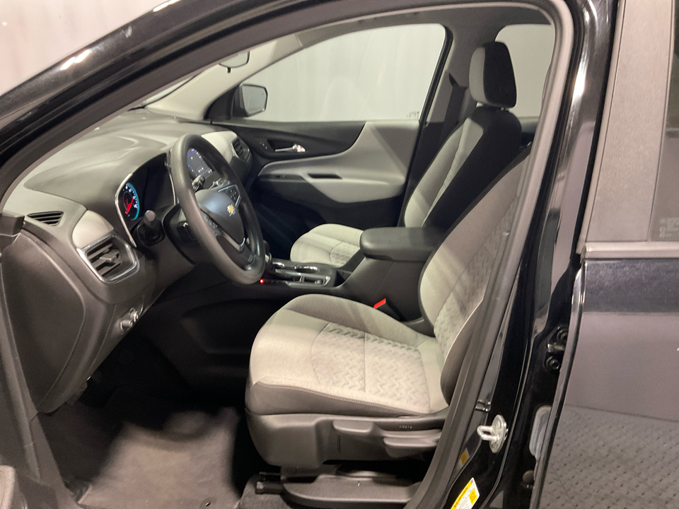 2023 Chevrolet Equinox LS 2WD