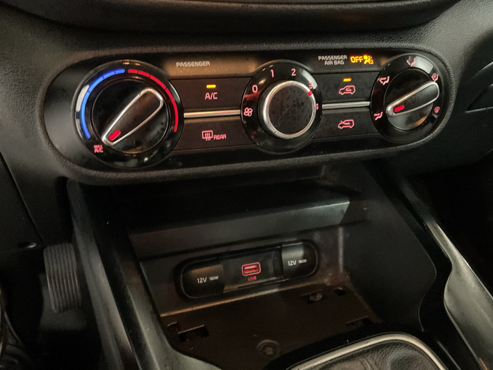 2022 Kia Soul LX CVT