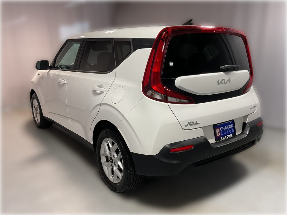 2022 Kia Soul LX CVT