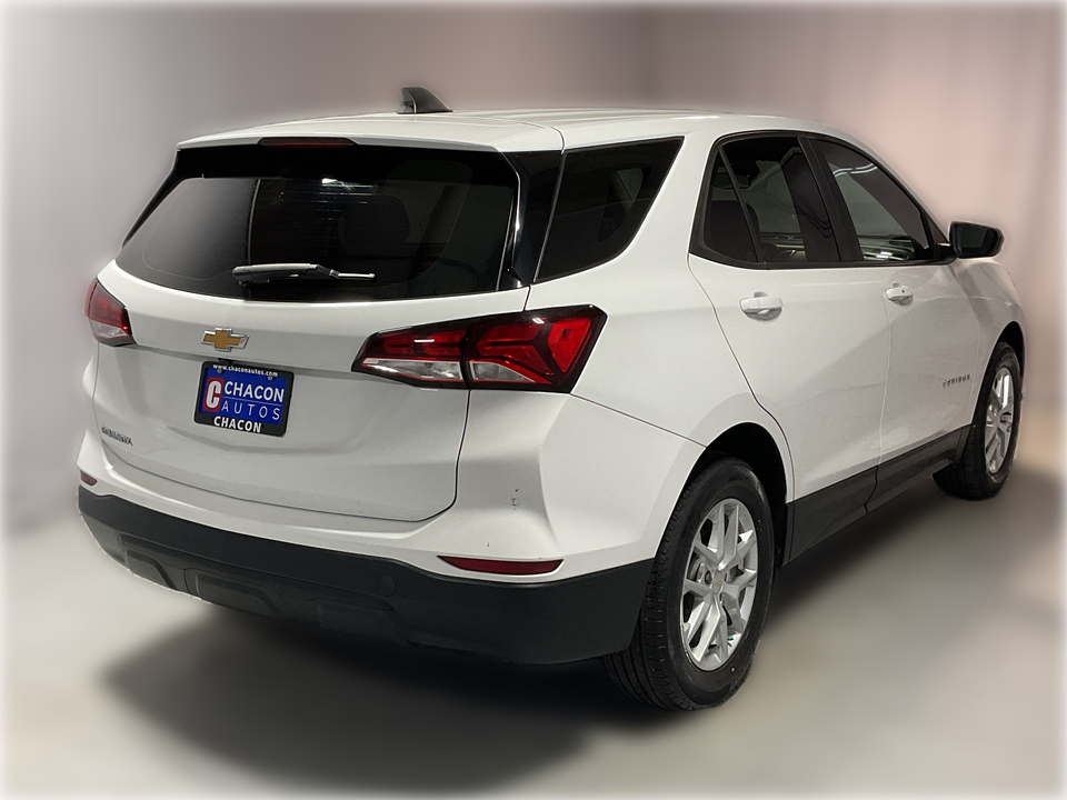2022 Chevrolet Equinox LS 2WD