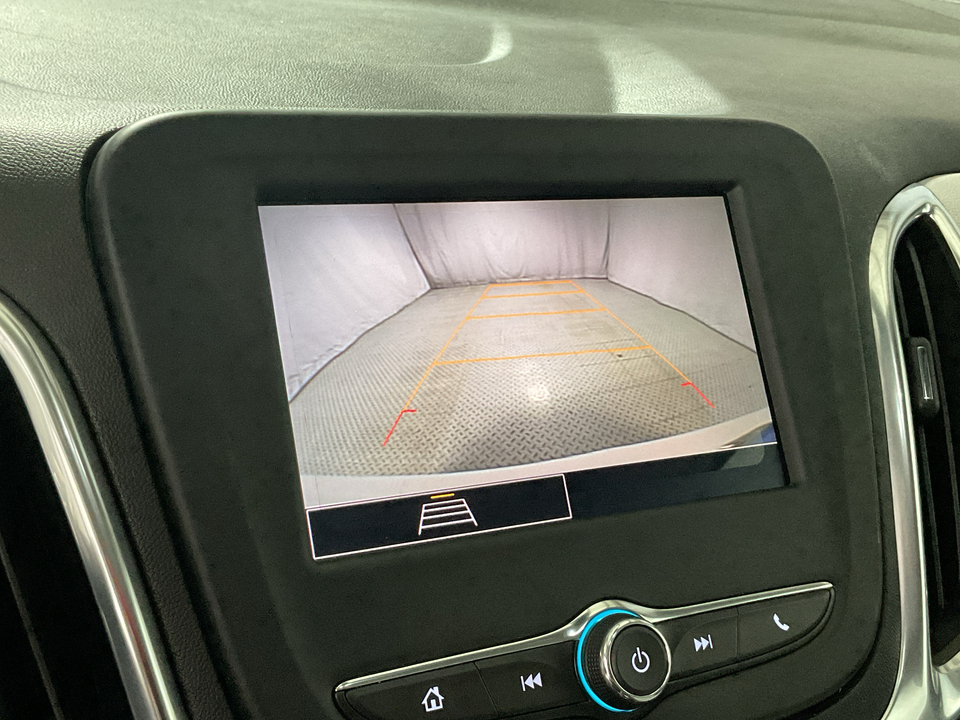 2022 Chevrolet Equinox LS 2WD