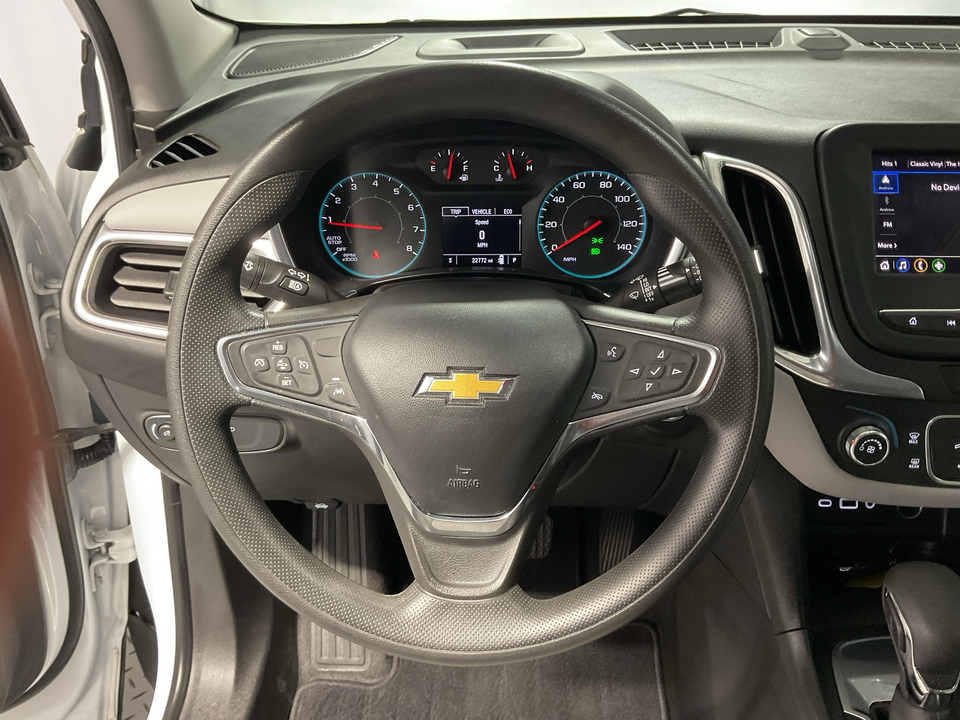 2022 Chevrolet Equinox LS 2WD