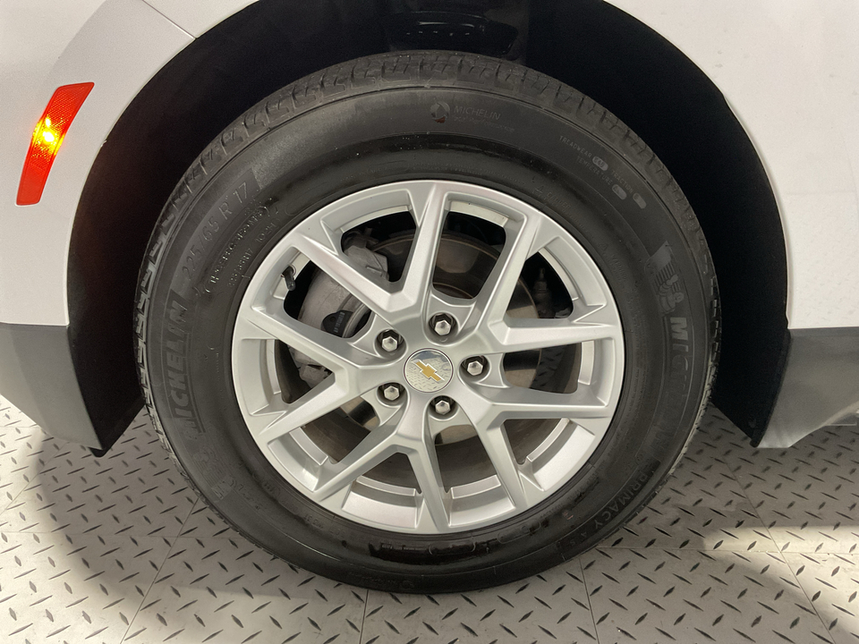 2022 Chevrolet Equinox LS 2WD