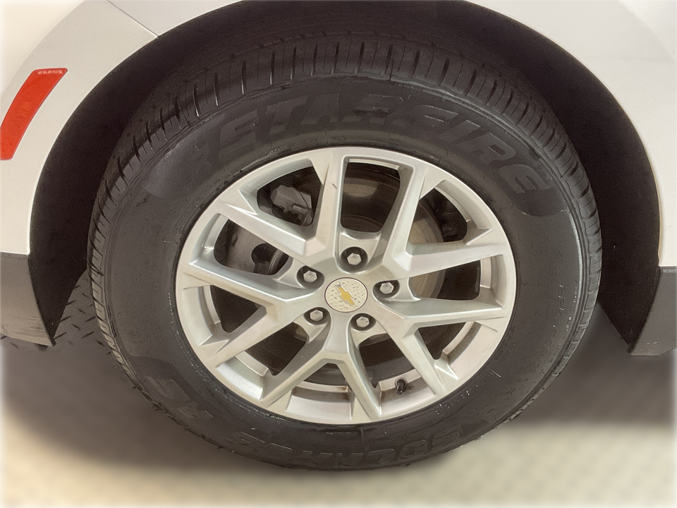 2022 Chevrolet Equinox LS 2WD